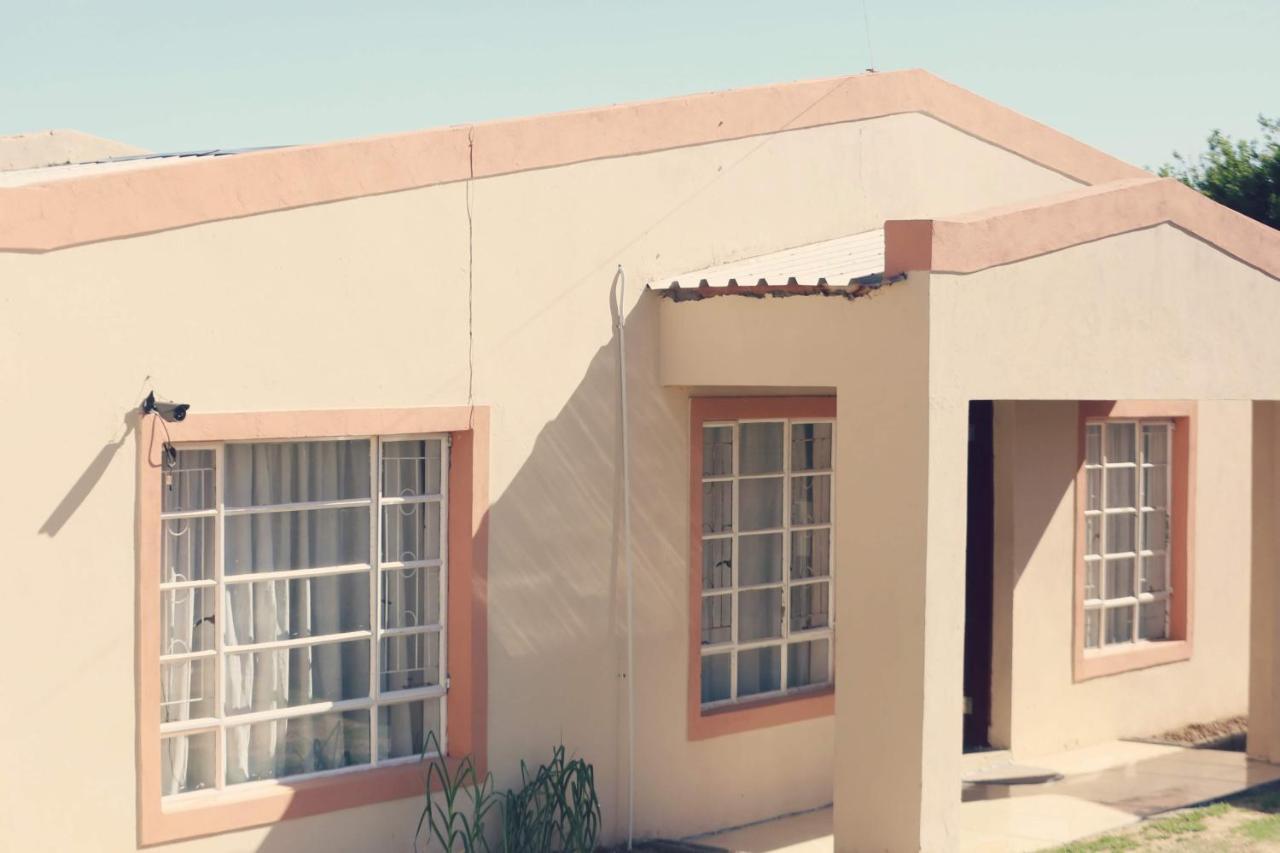 Denver Echo Exec. Guest House Maseru Kültér fotó